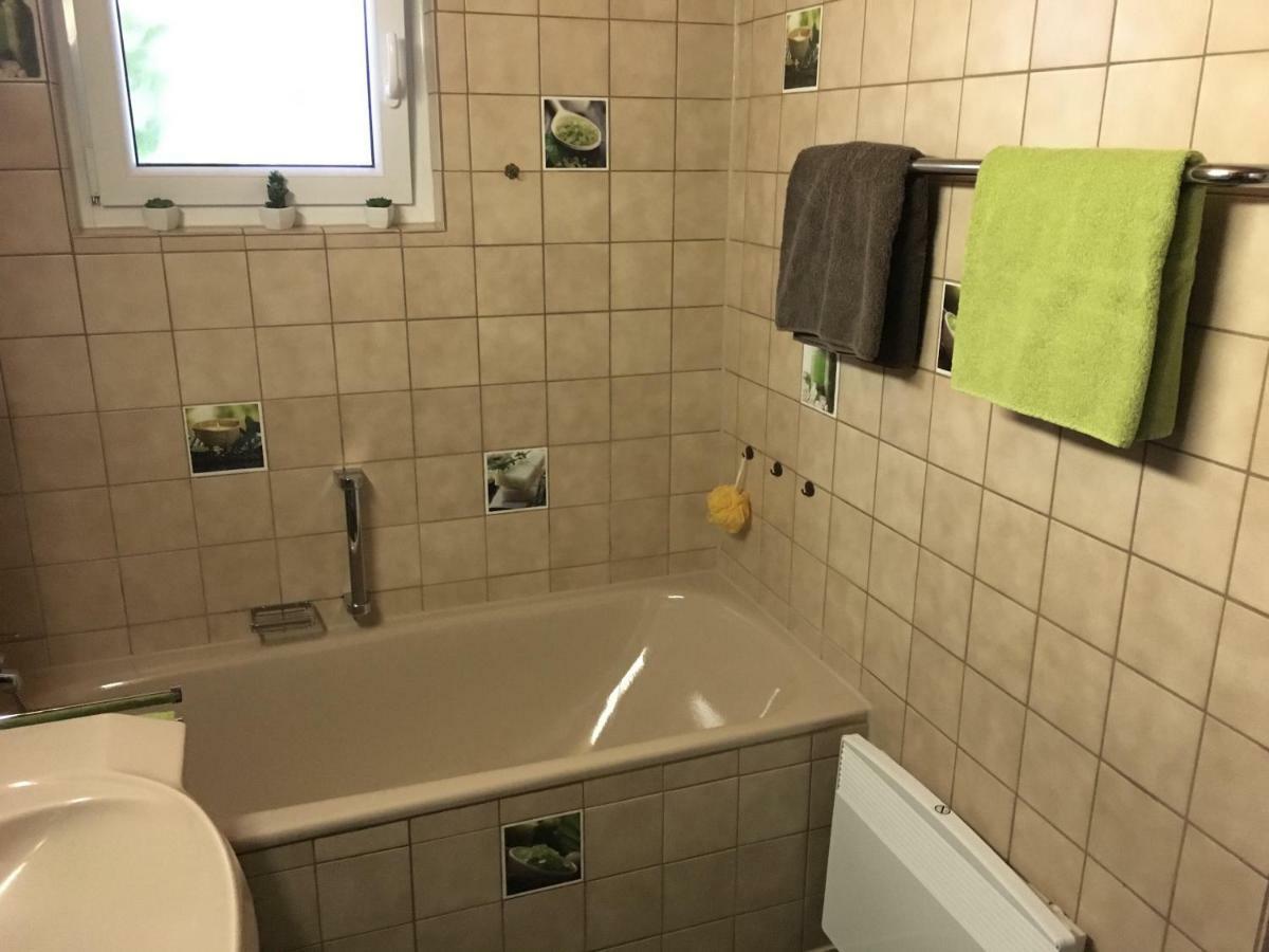 Apartment Andy & Gabi Neuhausen auf den Fildern ภายนอก รูปภาพ